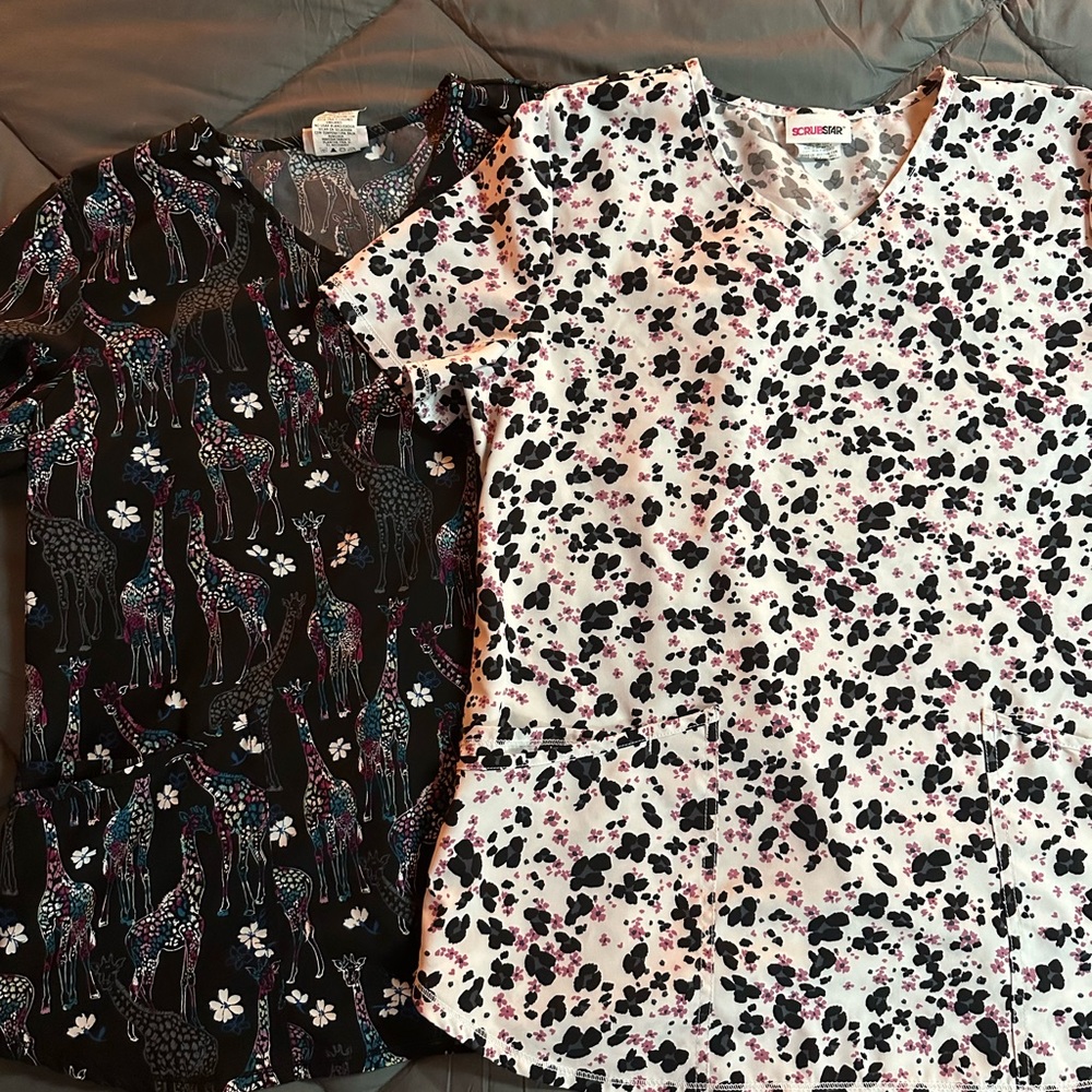 Bundle of Medium Scrub Star Scrub tops